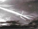 Trainées des combats aériens du 8 août 1944, vues des Hautiers.